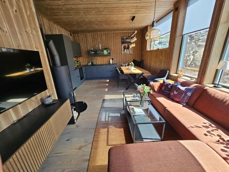 Ny Leilighet Med Flott Utsikt Til Gaustatoppen Rjukan Exterior foto
